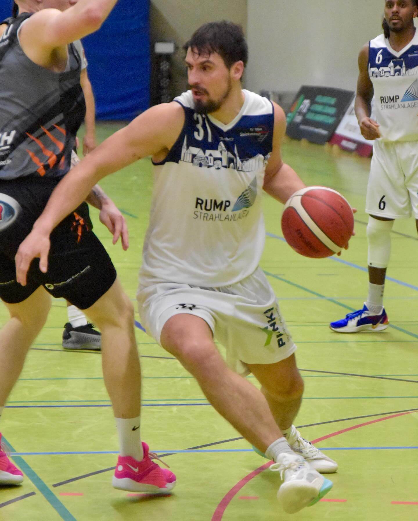 Zvinklys Dribbling Zvinklys Dribbling